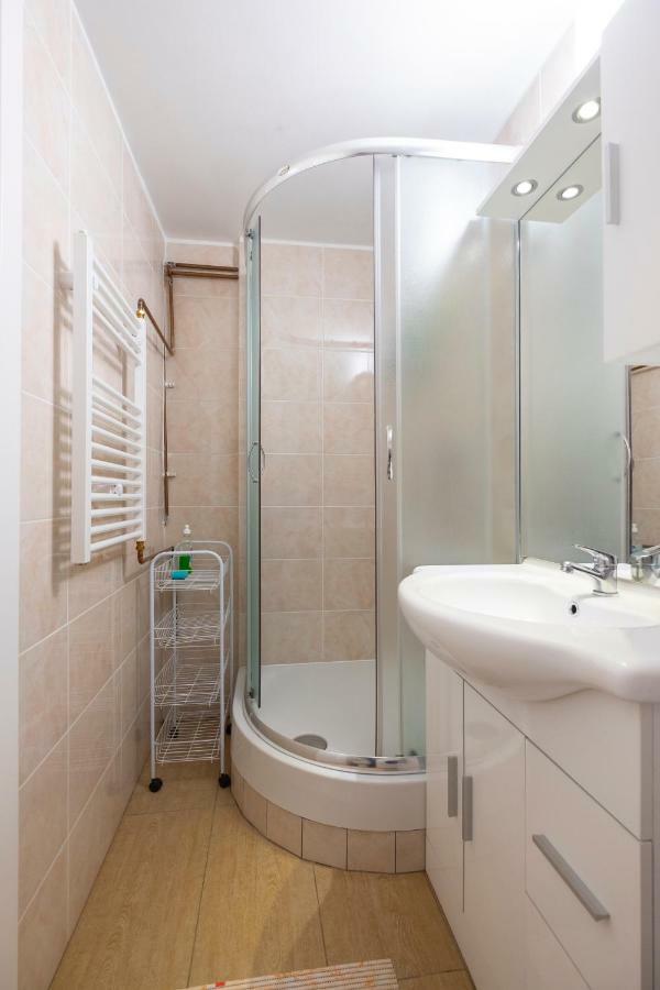 Newly Renovated Studio With Air Conditioner & Free Parking Ljubljana Exterior foto