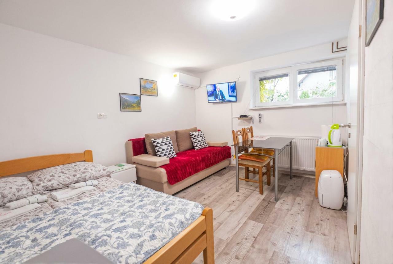 Newly Renovated Studio With Air Conditioner & Free Parking Ljubljana Exterior foto